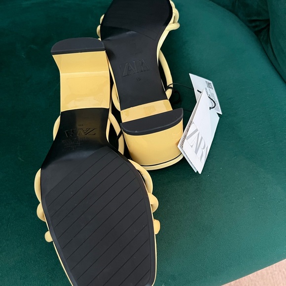 Flash sale🔥Zara Sandals bloggers fav - Picture 11 of 16